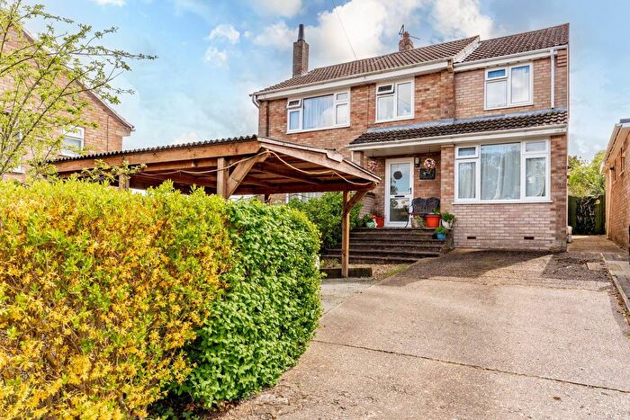 5 Bedroom Detached House For Sale In Vicarage Close, Costessey, NR8