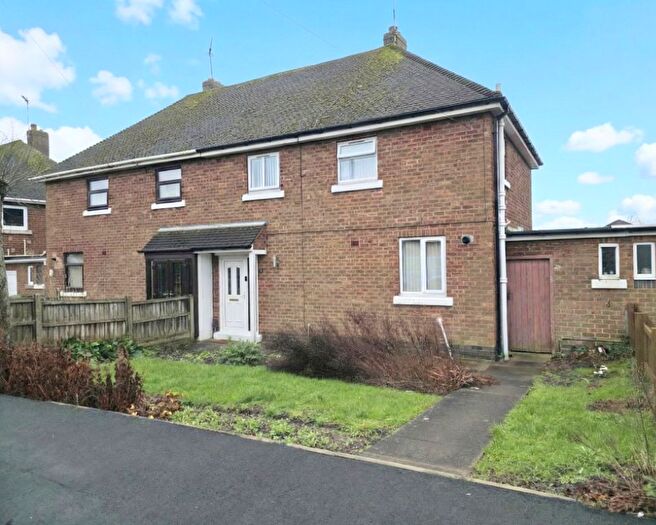 3 Bedroom Semi Detached House For Sale In Beechwood Road, Bedworth, Warwickshire, CV12