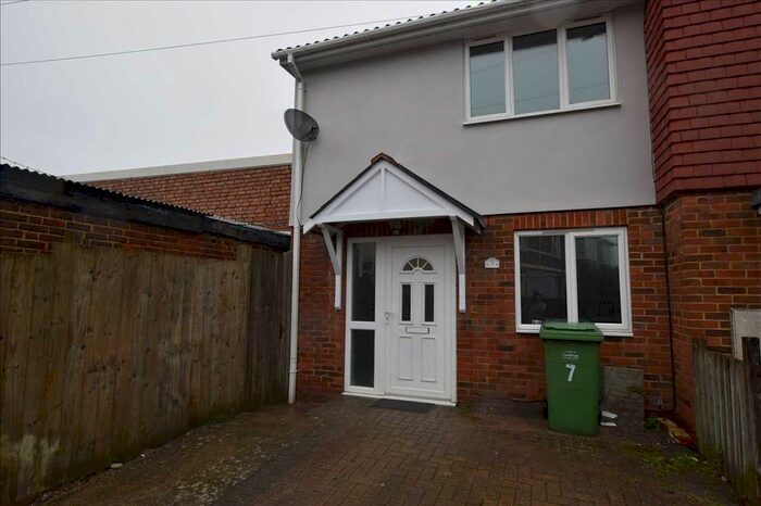 3 Bedroom Semi-Detached House To Rent In Duke Street, St. Leonards-On-Sea, TN37