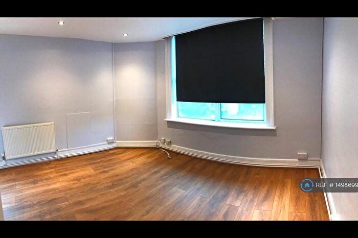 Studio To Rent In Blenheim Park Road, South Croydon, CR2