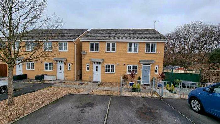 2 Bedroom Semi-Detached House To Rent In Clos Tyn Y Coed, Sarn, Bridgend, CF32