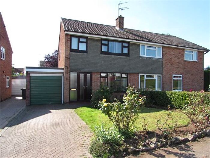 3 Bedroom Semi-Detached House To Rent In Westmoreland Way, Sprotbrough, Doncaster, DN5