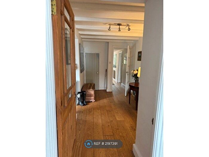 4 Bedroom Semi-Detached House To Rent In The Nurseries, Falmouth, TR11