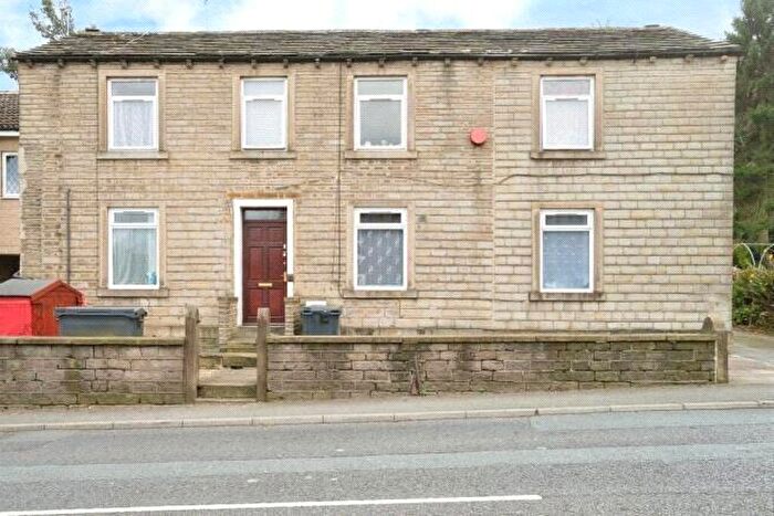 8 Bedroom Terraced House For Sale In Woodhead Road, Lockwood, Huddersfield, West Yorkshire, HD4