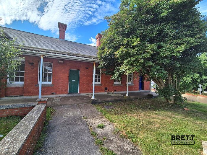 1 Bedroom Flat To Rent In Flat Guardroom Dwellings, Llanion Park, Devonshire Road, Pembroke Dock, Pembrokeshire., SA72