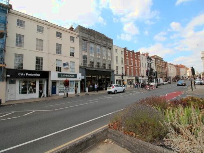 8 Bedroom Terraced House To Rent In Parade, Leamington Spa, CV32