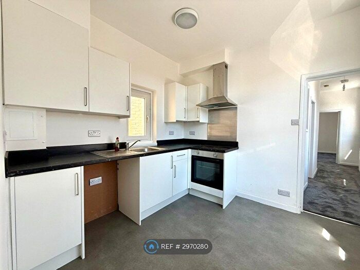 2 Bedroom Flat To Rent In Ernest Road, Portsmouth, PO1