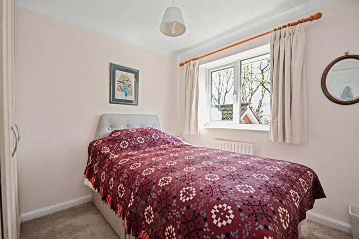 4 Bedroom Detached House For Sale In Broadstone, BH18 - Photo 10