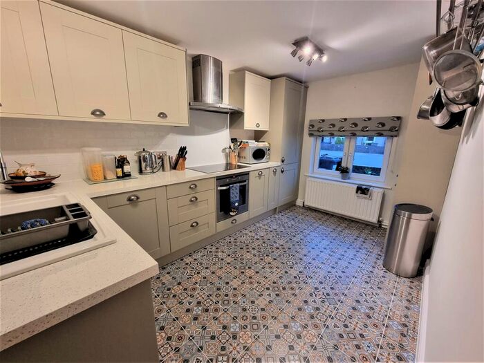 2 Bedroom Apartment To Rent In Star Street, Ware, SG12