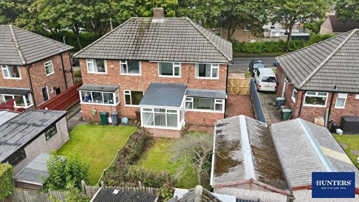 3 Bedroom Semi-Detached House To Rent In Ashbourne Ave, Bradford, BD2