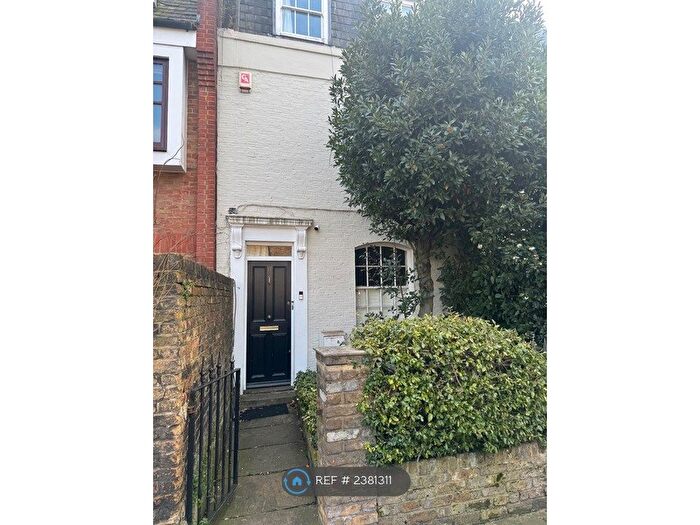 3 Bedroom Terraced House To Rent In Battersea Church Road, London, SW11