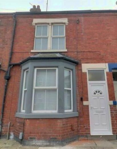 3 Bedroom Property To Rent In Southampton Road, Northampton, NN4