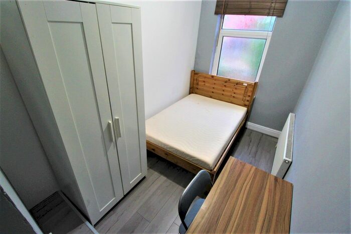 5 Bedroom Terraced House To Rent In Gulson Road, Coventry CV1