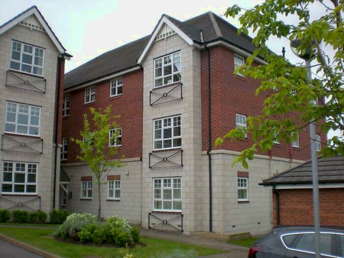 2 Bedroom Apartment To Rent In The Willows, Kingsmead, CW9