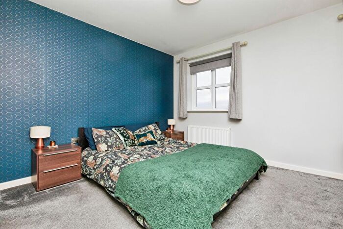 3 Bedroom Terraced House For Sale In Cape Court, Derby, DE24