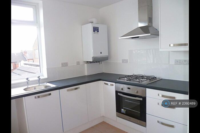 2 Bedroom Flat To Rent In Graham St, Ilkeston, DE7