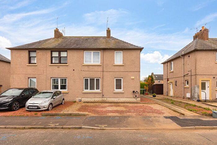 2 Bedroom Flat For Sale In Eldindean Terrace, Bonnyrigg, EH19