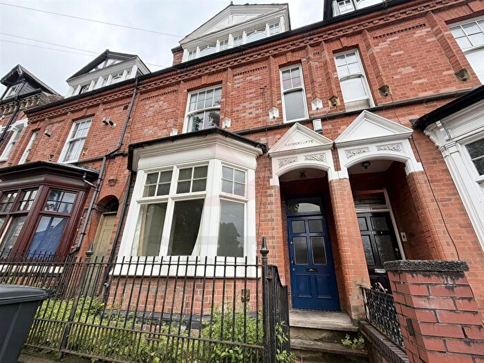 5 Bedroom Terraced House To Rent In College Avenue, Highfields, Leicester, LE2