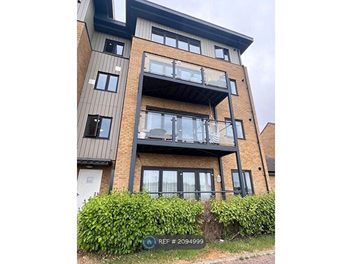 2 Bedroom Flat To Rent In Riverside Wharf, Dartford, DA1