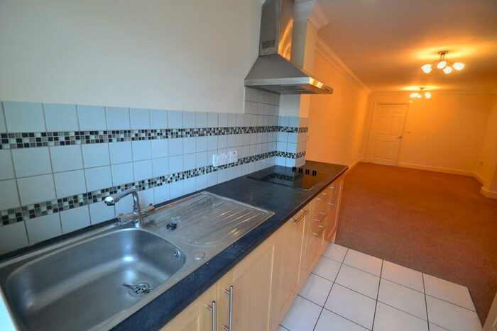 2 Bedroom Flat To Rent In Victoria Road, Cambridge, CB4