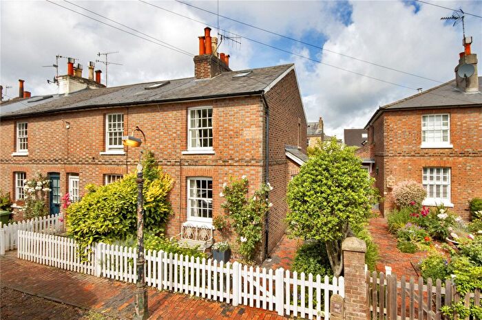 3 Bedroom End Of Terrace House For Sale In Poona Road, Tunbridge Wells, Kent, TN1