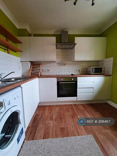 1 Bedroom Flat To Rent In Cameron Square, Mitcham, CR4