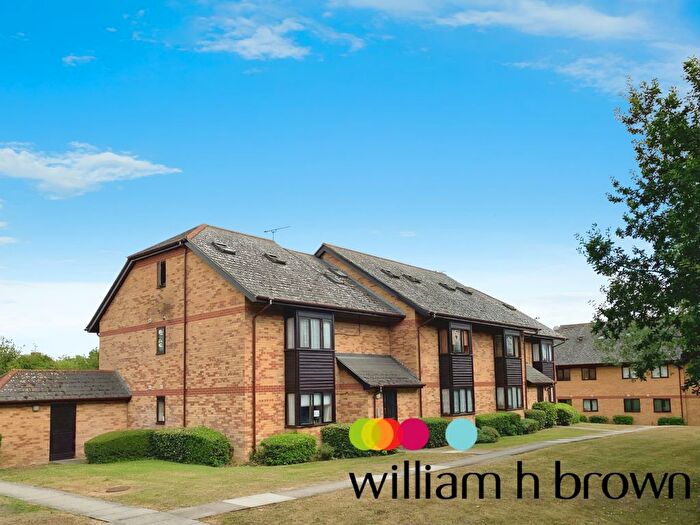 2 Bedroom Flat To Rent In Cavendish Gardens, St. Margarets Road, Chelmsford, CM2