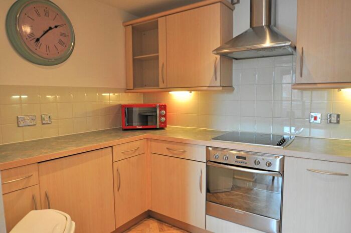 2 Bedroom Apartment To Rent In Derby Road, Nottingham, NG1