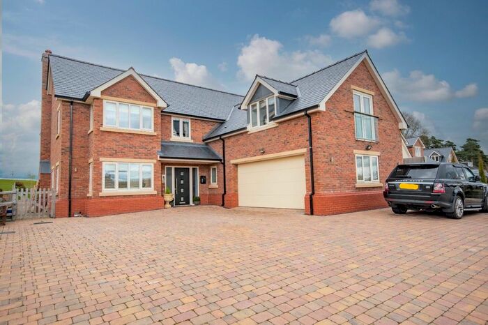 5 Bedroom Detached House For Sale In Highfield, Shrewsbury, SY4