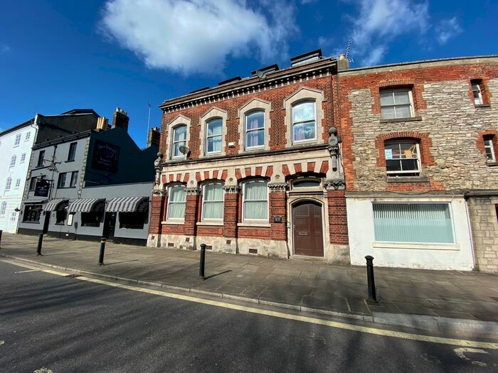 1 Bedroom Flat To Rent In Clyde Building, Town Quay Southampton, SO14