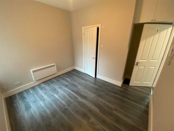 1 Bedroom Property To Rent In Bartram Road, London, SE4