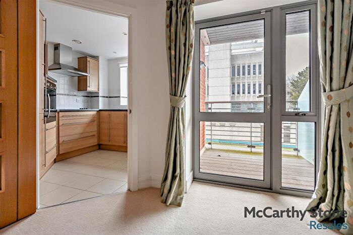 1 Bedroom Apartment For Sale In Corbett Court The Brow, Burgess Hill, RH15