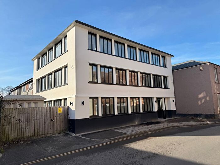 1 Bedroom Flat To Rent In Canon Street, Taunton, TA1