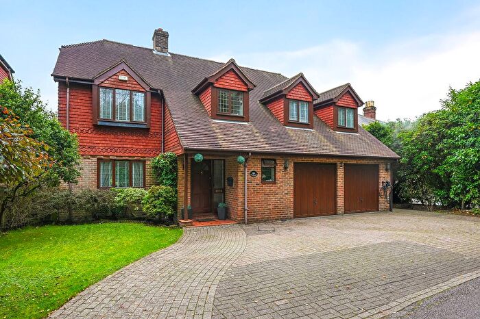 4 Bedroom Detached House For Sale In Beacon Road, Crowborough, TN6