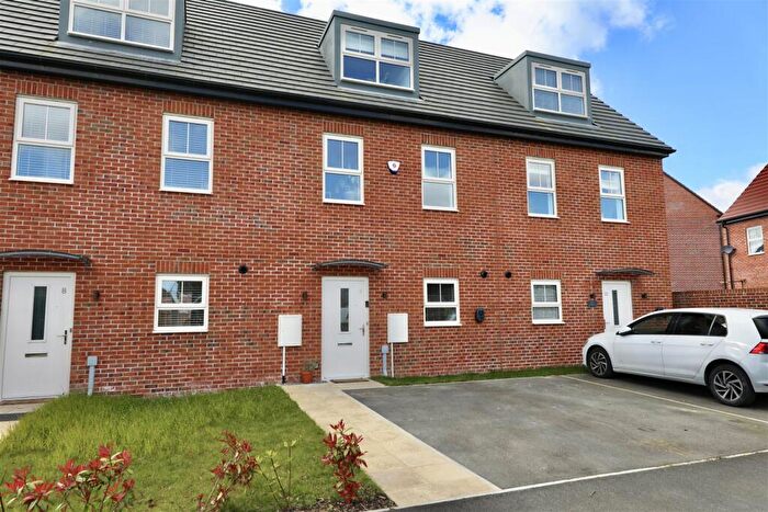 3 Bedroom Terraced House For Sale In Ashbridge Close, Beverley, HU17