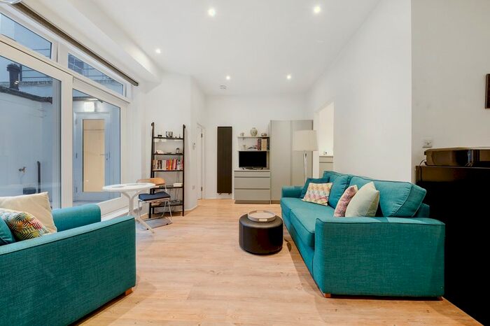 1 Bedroom Studio To Rent In Queen's Gate Gardens, London, SW7