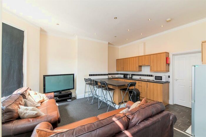 5 Bedroom Flat To Rent In Shortridge Terrace, Jesmond, Newcastle Upon Tyne, NE2