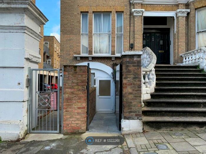 4 Bedroom Flat To Rent In Victoria Rise, London, SW4