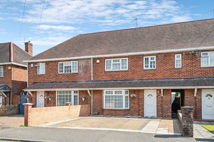 4 Bedroom Terraced House For Sale In Bower Way, Cippenham, Berkshire, SL1