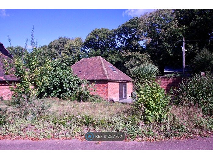 1 Bedroom Detached House To Rent In Redhill, Wateringbury, ME18
