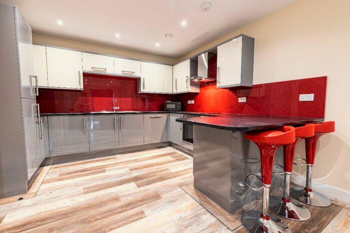 3 Bedroom Apartment To Rent In Ecco, S11