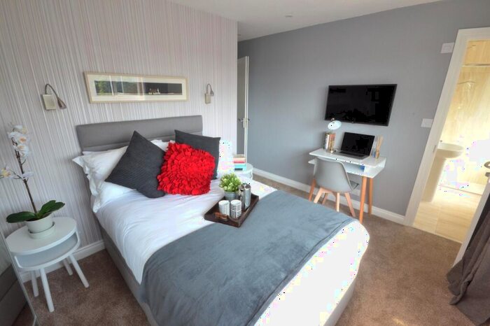 Studio To Rent In Ketton Close, Luton, Bedfordshire, LU2