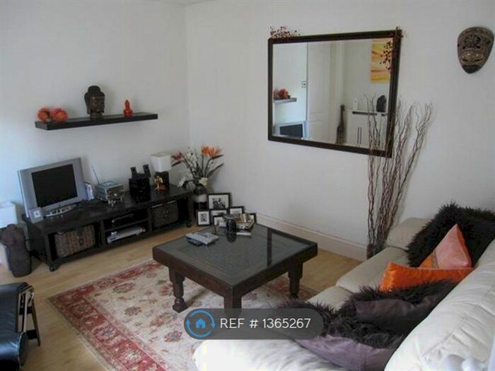 1 Bedroom Flat To Rent In Brewer Street, Maidstone, ME14