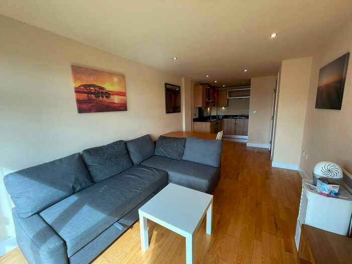 1 Bedroom Apartment To Rent In Magellan House, Leeds, LS10