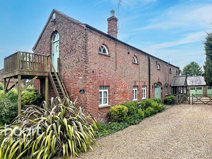 4 Bedroom Barn Conversion For Sale In Gosberton Bank, Gosberton, PE11