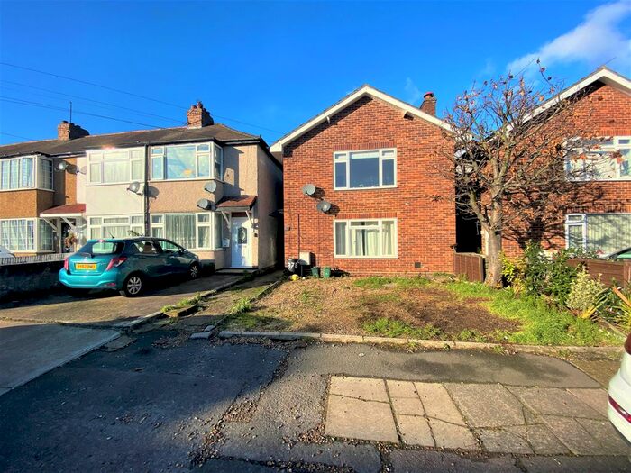 2 Bedroom Maisonette To Rent In Oakleigh Road, Uxbridge UB10