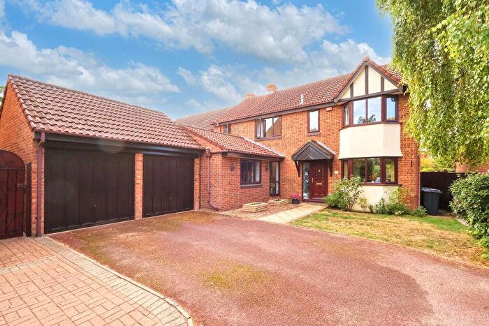 4 Bedroom Detached House For Sale In Primrose Lane, Shirley Oaks Village, CR0