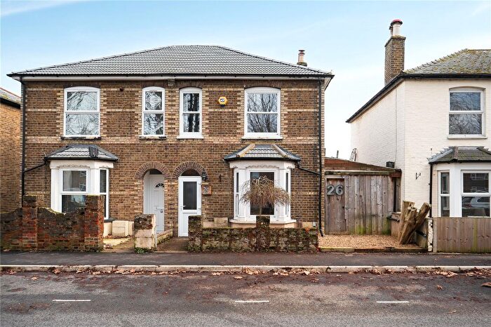 4 Bedroom Semi Detached House For Sale In Colham Avenue, West Drayton, UB7