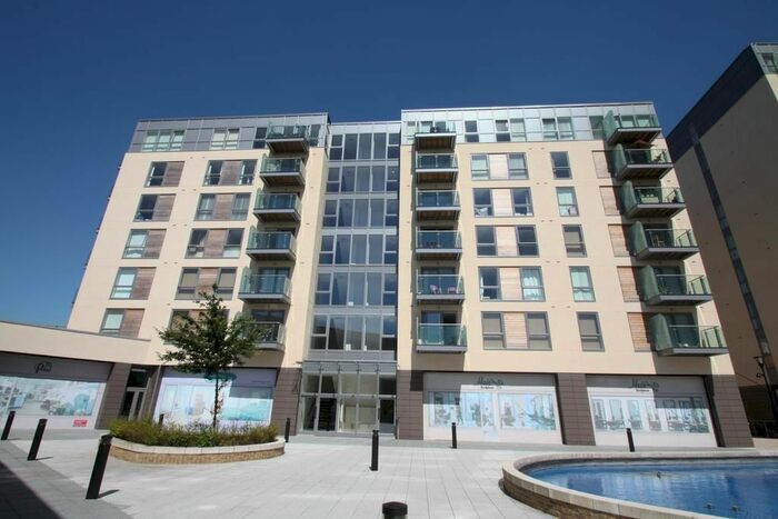 2 Bedroom Flat To Rent In Cranstone Lodge, Cotterells, Hemel Hempstead, Hertfordshire, HP1