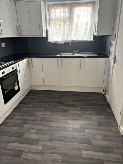 3 Bedroom Terraced House To Rent In Northfield Road, Hounslow, TW5